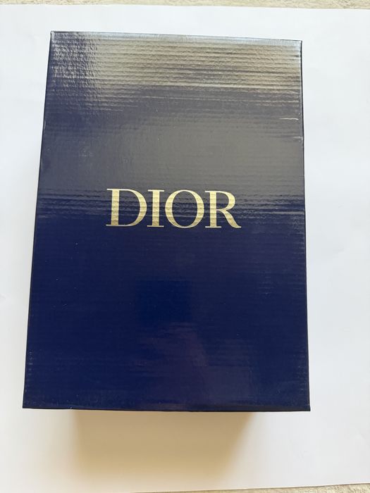 Dior b 22 білі.