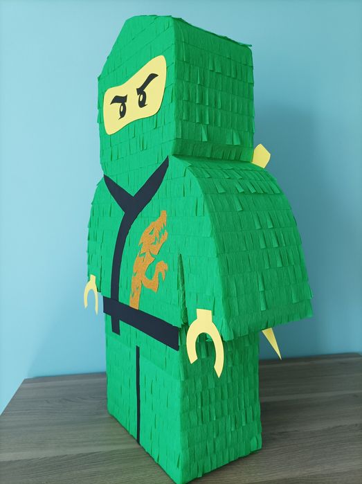 Piniata Ninjago Lloyd
