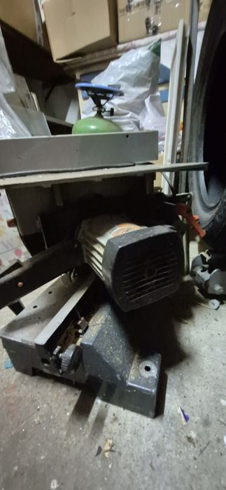 Máquina de corte Alumínio