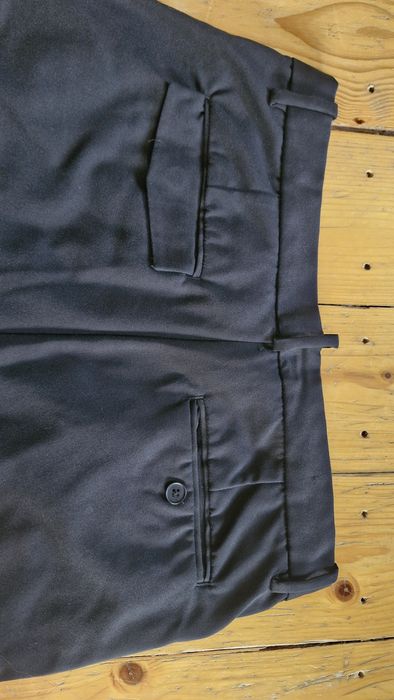 Spodnie garniturowe slim fit 48