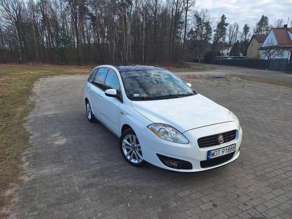 Fiat Croma Fiat Croma Emotion 1.9 16v Multijet Automat 2010