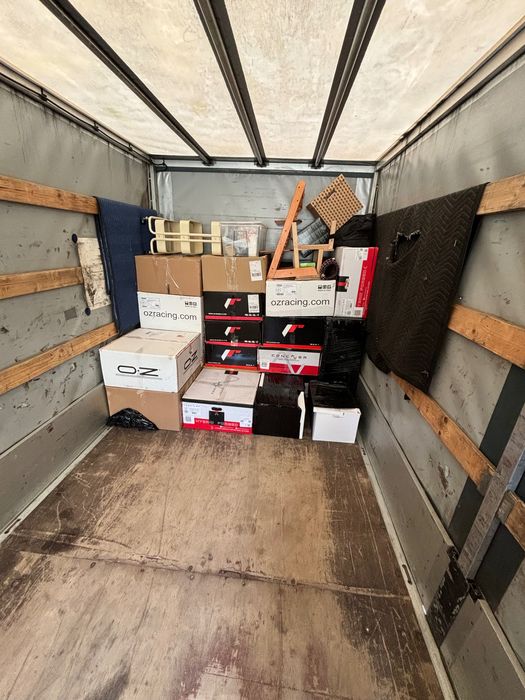 Tanie przeprowadzki  Transport mebli.Magazynowanie .