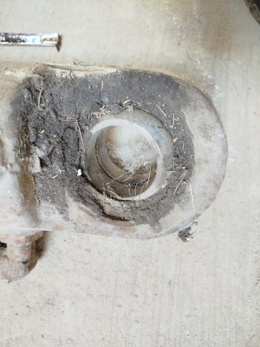 Siłownik hydrauliczny dwustronnego działania