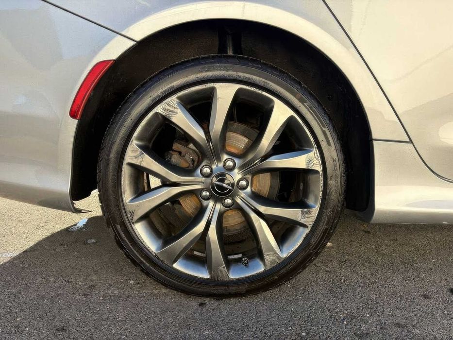 Chrysler 200 S      2015