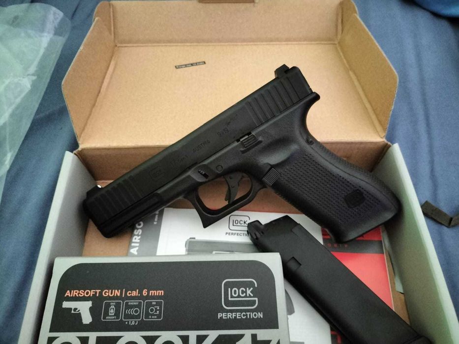 Replica Airsoft Glock 17 Gen5 da Umarex