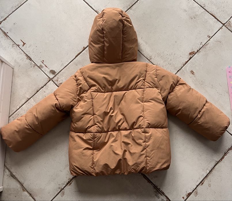 Зимова куртка Zara
