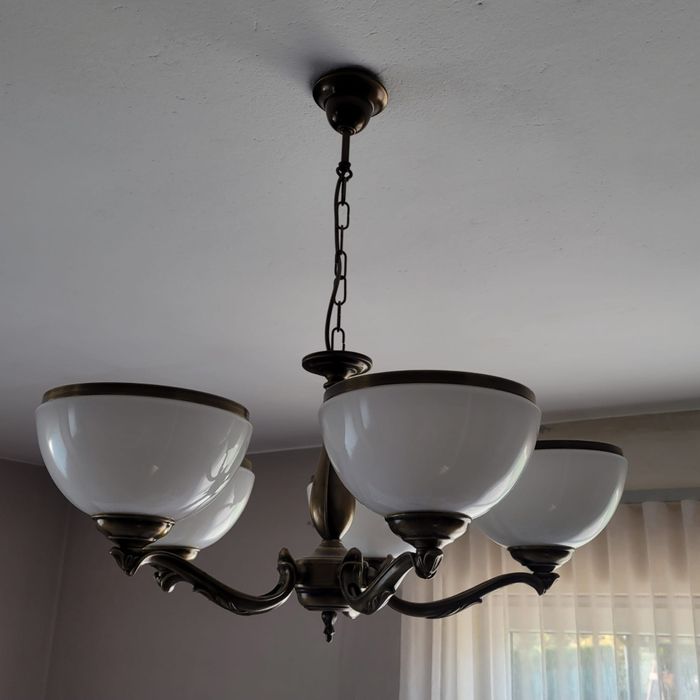 Lampa  mosiężna     .