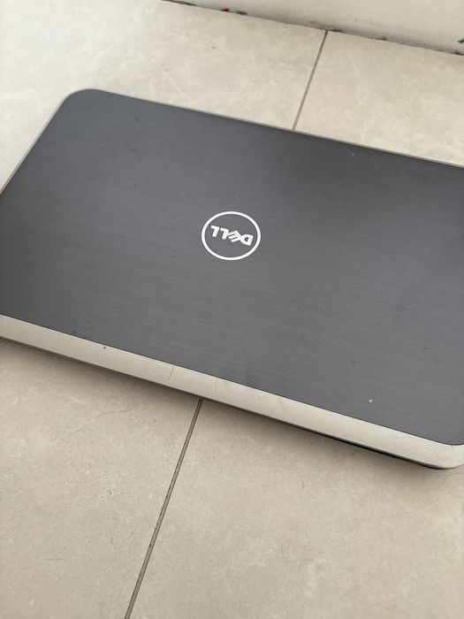 Latop dell inspiron