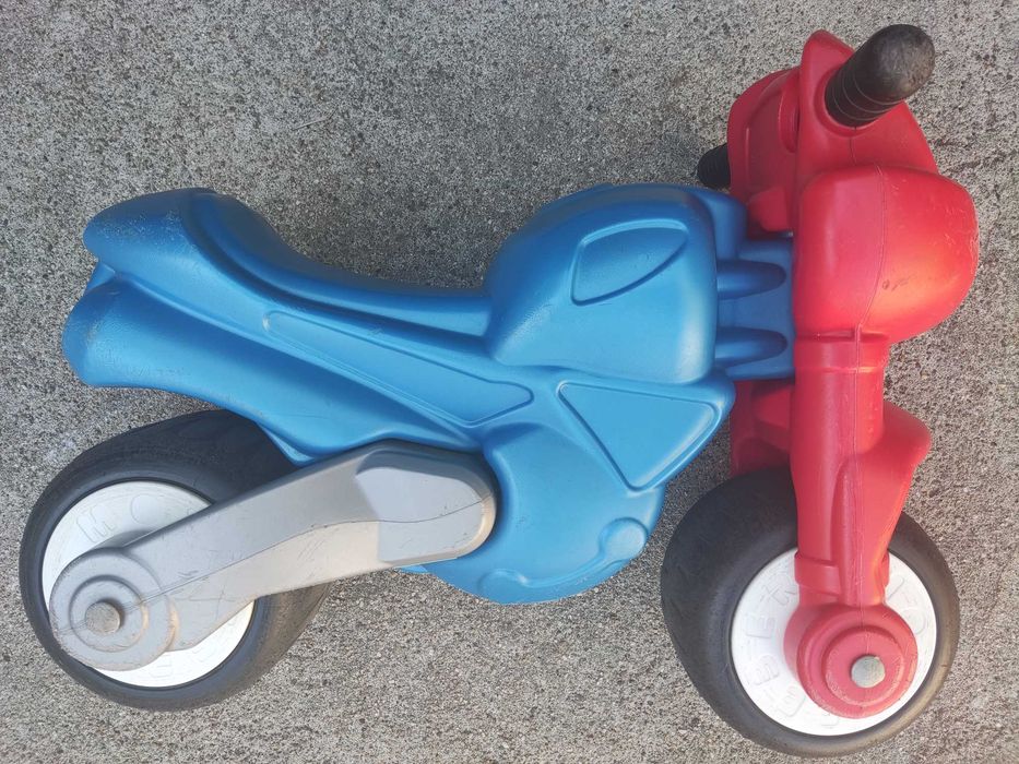 Bicicleta de Criança e Moto Feber