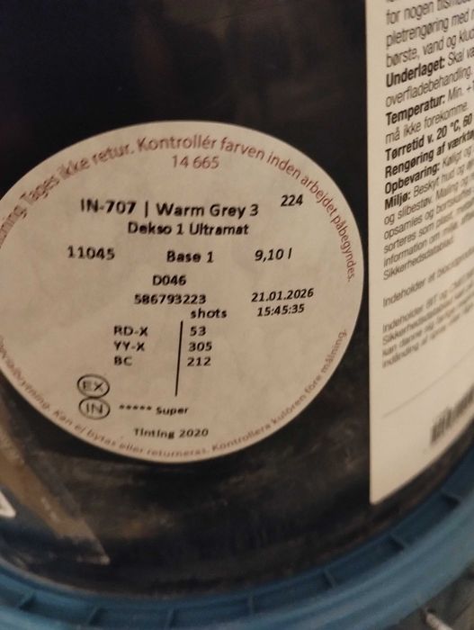 Farba fluger nr 707 .dwa wiadra