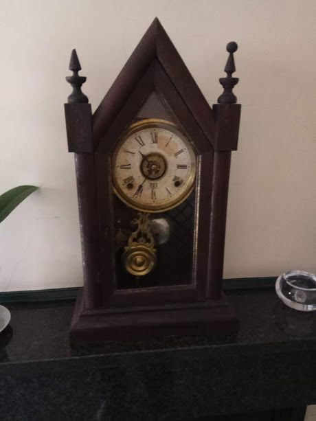 Relógio Reguladora de mesa, modelo Batalha todo original dos anos 40