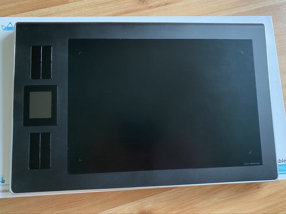 Графічний планшет Huion DWH69