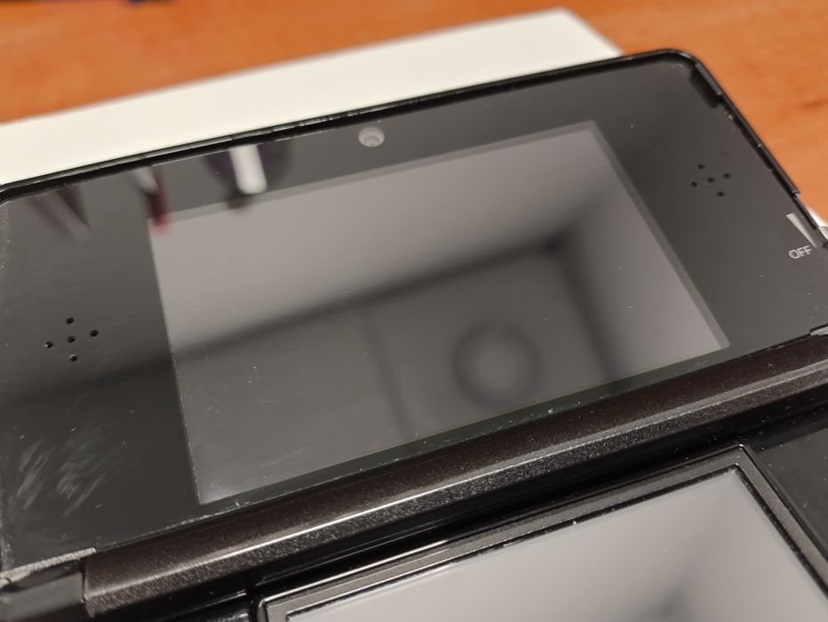Nintendo 3DS LUMA + kabel USB