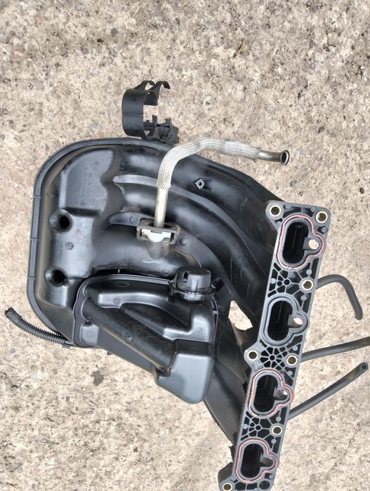 Kolektor ssący citroen peugeot 2.0 benzyna