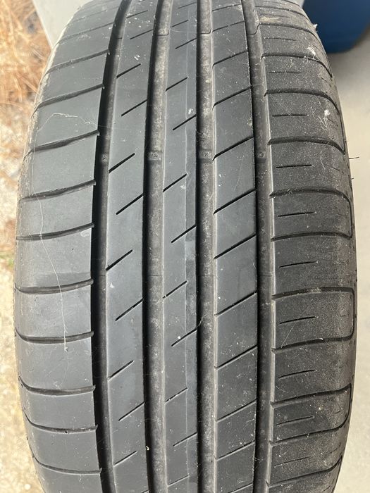 Pneus Efficient Grip Performance 225/55R17