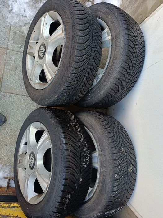 Alufelgi 5x100 seat z oponami zimowymi  Goodyear 185\60\R15