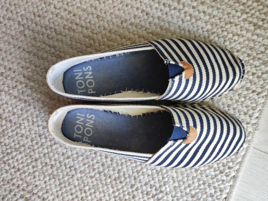 Nowe espadryle Toni Pons 41 paski marynarskie białe granatowe wygodne