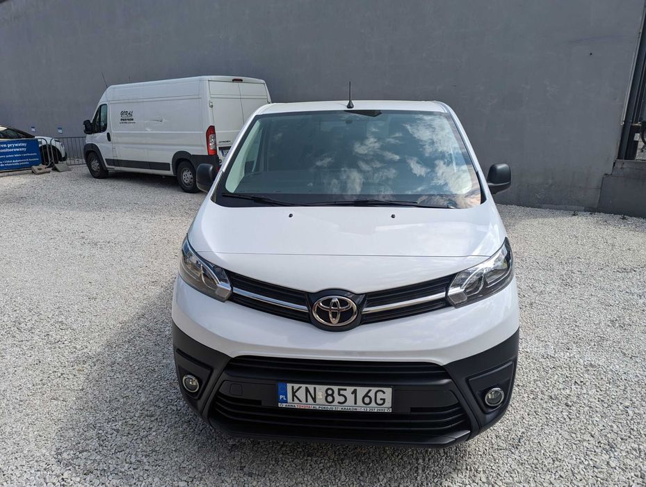 Wynajem Toyota Proace