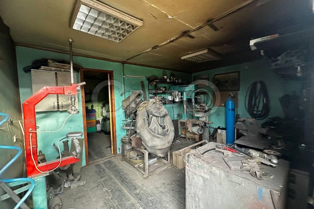 Продаж території, вул. Ньютона, Карачуни.