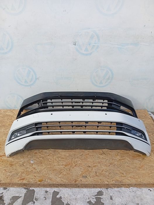 VW Passat B8 Бампер До рест В зборі! З туманками