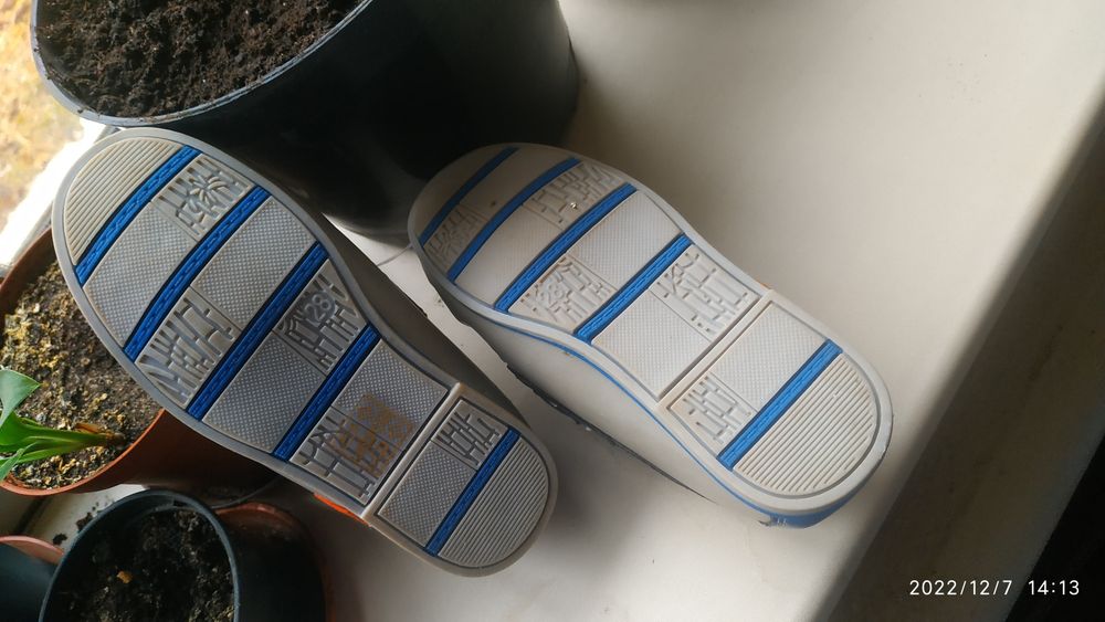 Продам туфлі дитячі