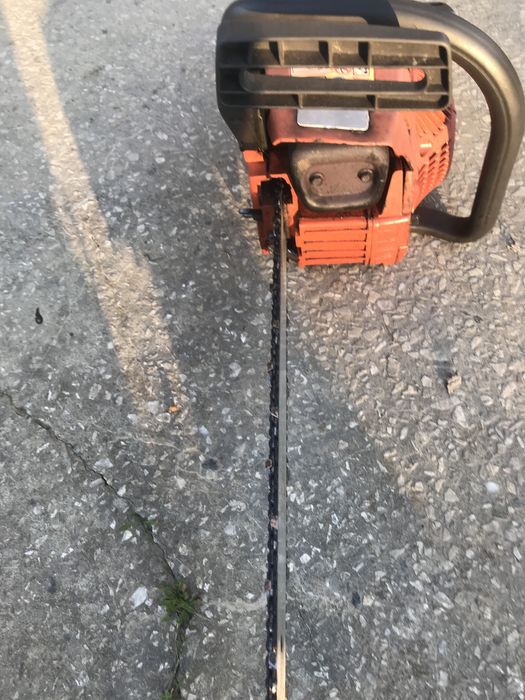 Продам бензопилу