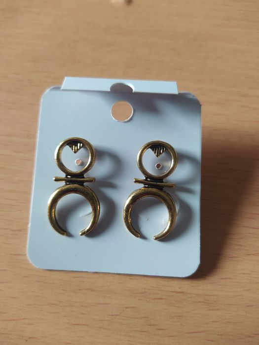 Brincos dourados com meias luas NOVOS