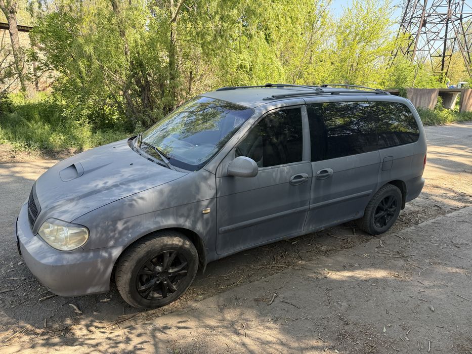 Продам KIA Carnival 2.9 crdi