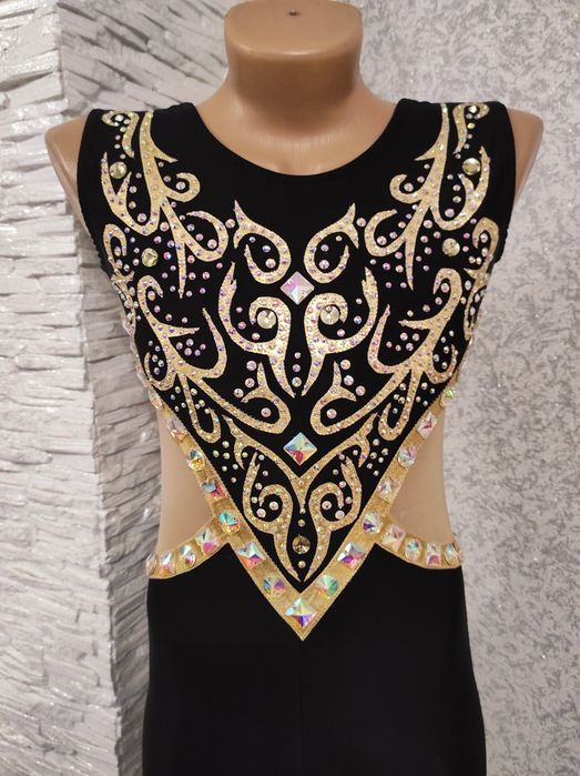 Пошив купальників для художньої , повітряної  гімнастики, акробатики