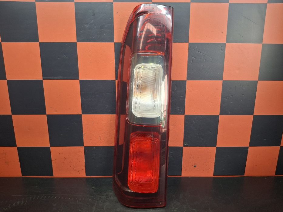 Farolim esquerdo RENAULT Trafic III (FG_)