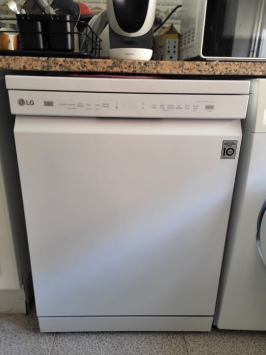Maquina loica LG estado novo 200€