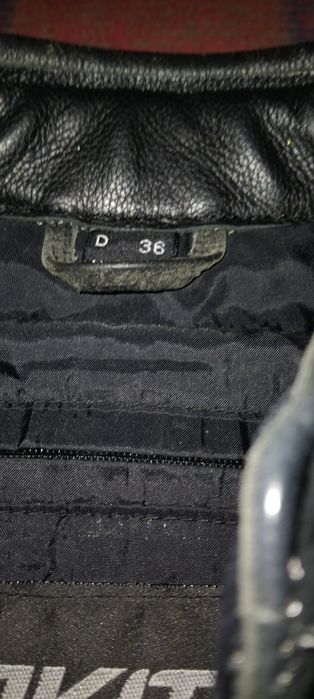 Blusão motard Akita em pele para senhora, 36 usado 1 vez!