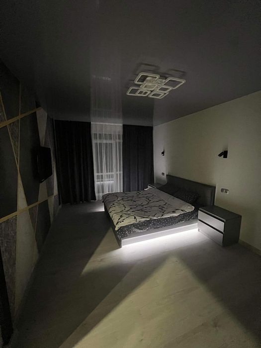 Оренда квартири подобово в центрі міста !