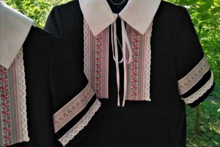 Сукня святкова літня шкільна.