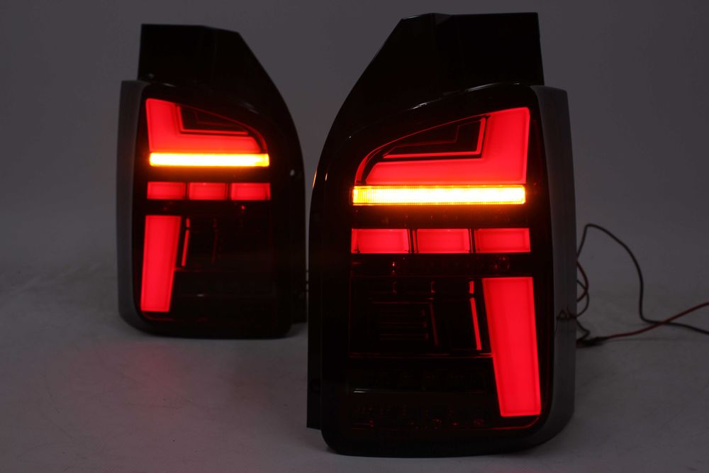 Lampy tylne tył VW T6 20-21 Transporter Drzwi NEON LED BAR Dynamiczne