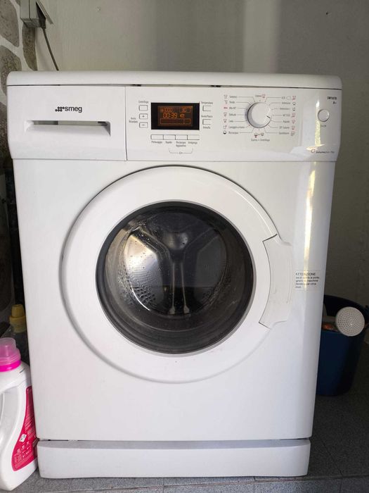 Máquina de Lavar Roupa Italiana Marca SMEG 7 Kg