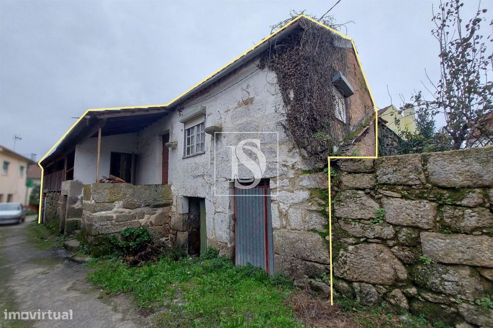 Moradia para Restaurar T3 Venda em Vilar de Besteiros e Mosteiro de Fr