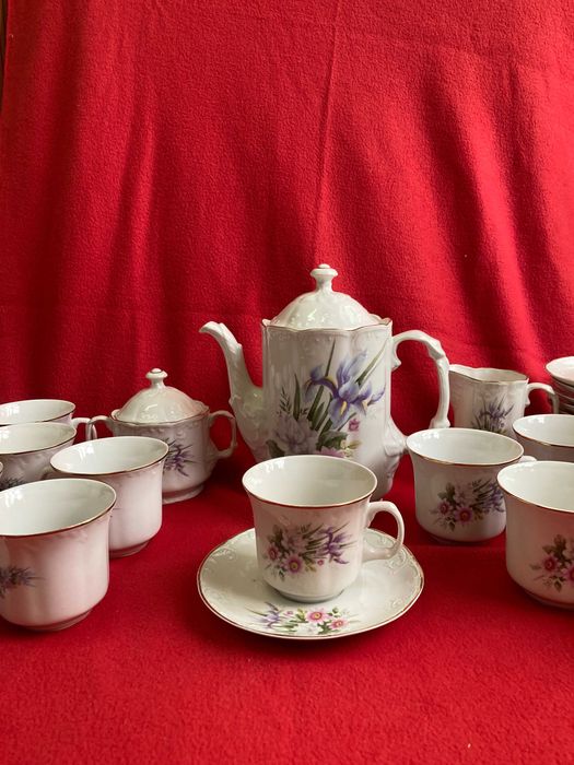 Complete tea set428623011429765121