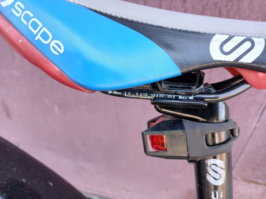 Продам велосипед Cube