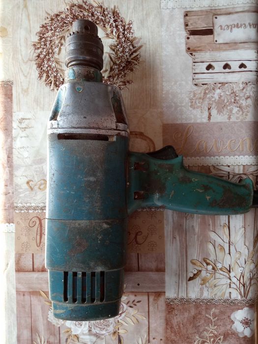 Дрель часів СССР