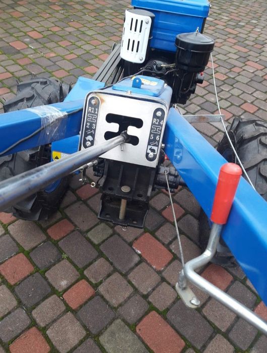 Мотоблок  Zubt 8 кс БЕЗ ФРЕЗИ