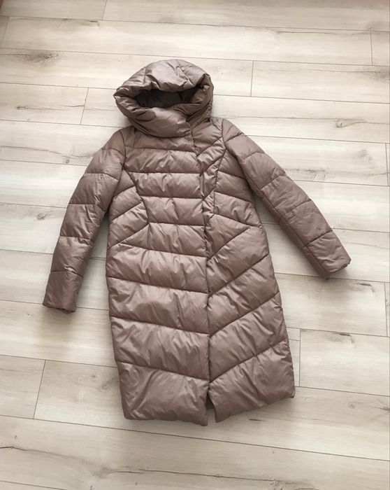 Стильний Зимовий довгий пуховик (куртка) з капюшоном, розмір 40-42 (XS/S)