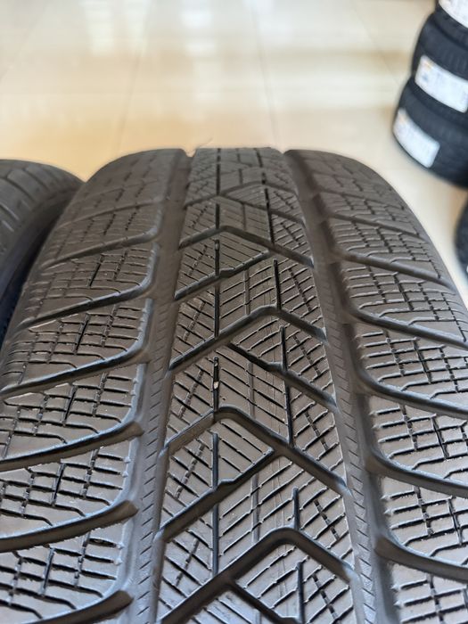 Шини зиові 255/60/20 Pirelli комплект зимових шин 255/60r20 зимние шины