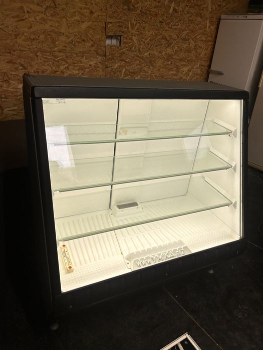 Холодильная витрина Умка Холодильник для рыбы Витрина в магазин