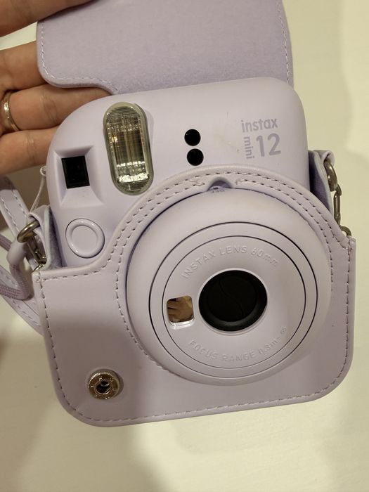Vendo maquina instax 12 mini e capa de proteçao