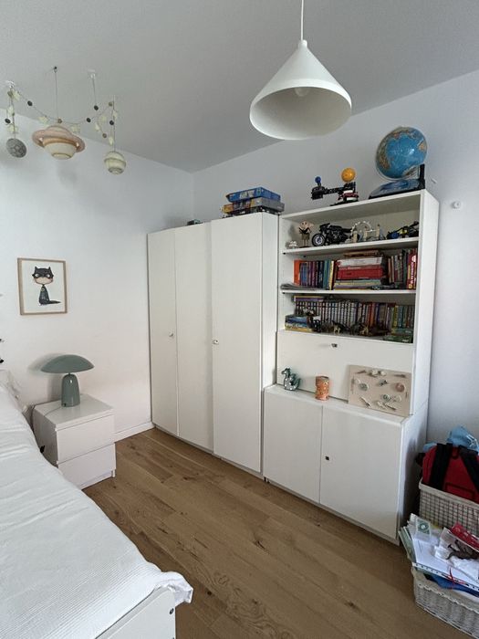 Armario vintage madeira maciça