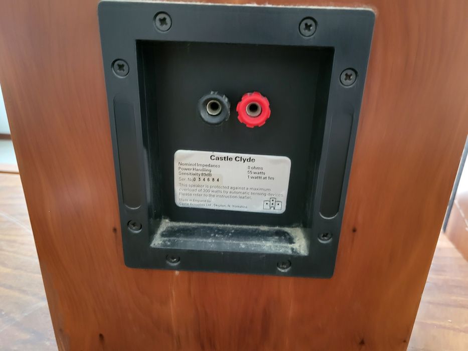 Castle Clyde, colunas Made in England