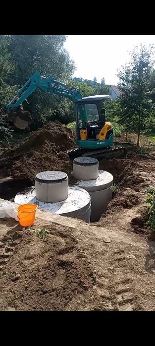 Послуги екскаватора, Бетонні кольца, Каналізації під ключ.