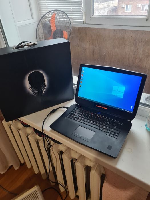 Alienware 15 R2 4К amoled сенсорный i7 4710HQ/12/1TB/GTX980/  срочно