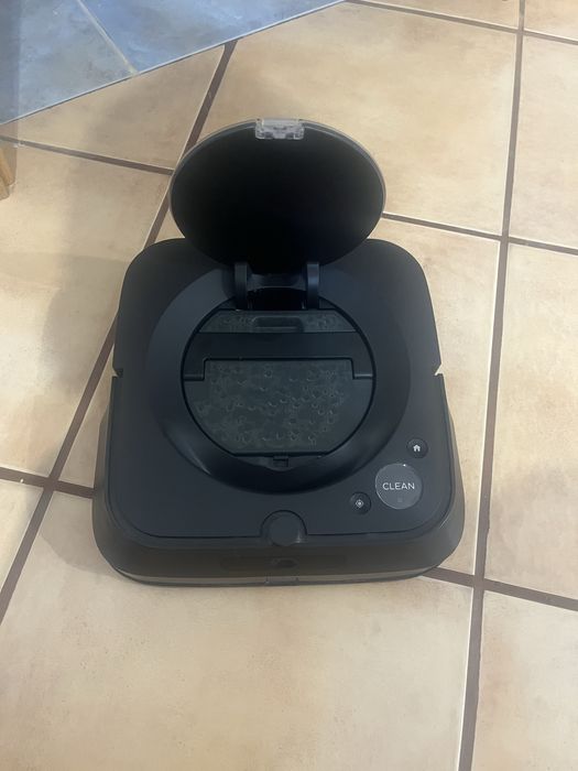 Irobot braava jet M6